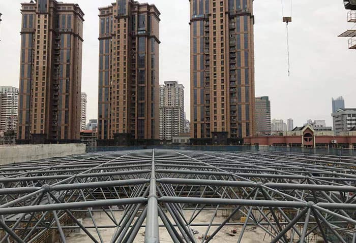 巩义螺栓球网架结构